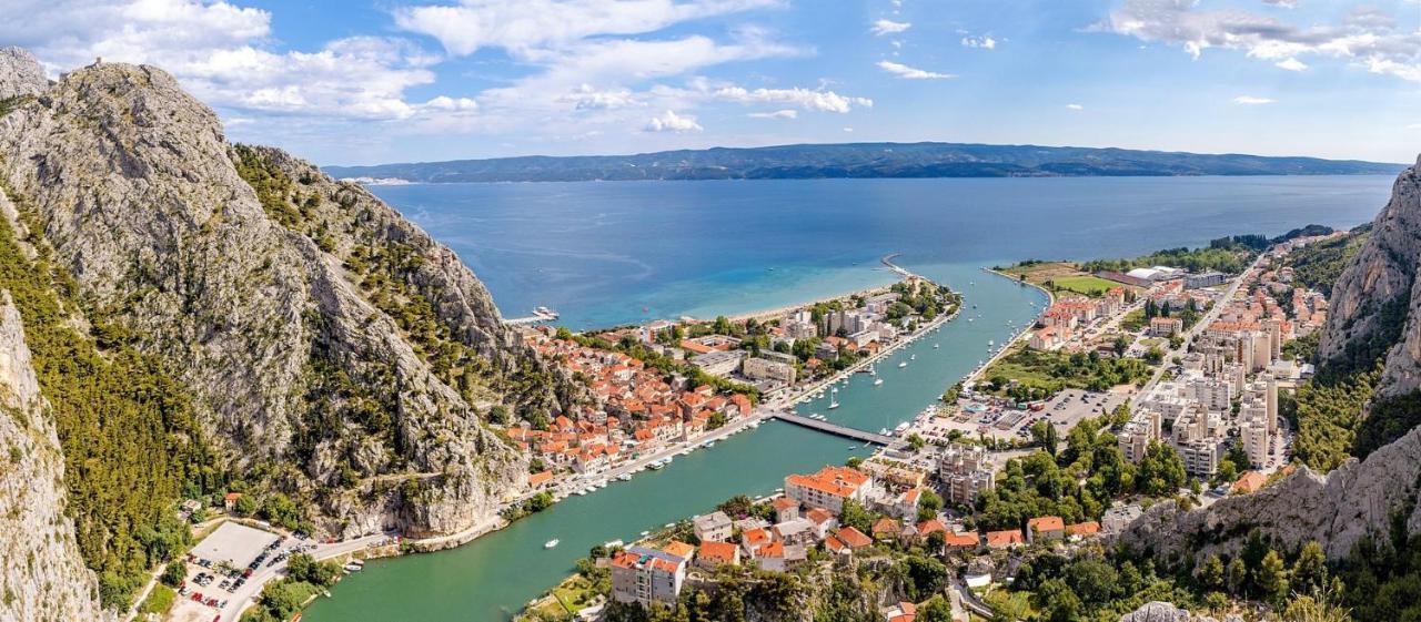 Villa Dream With Private Pool, 2 Bedrooms With En-Suite Bathrooms, Sea View Omiš Екстериор снимка