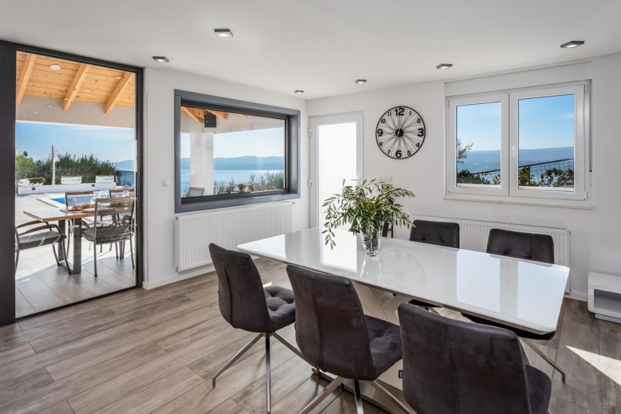 Villa Dream With Private Pool, 2 Bedrooms With En-Suite Bathrooms, Sea View Omiš Екстериор снимка