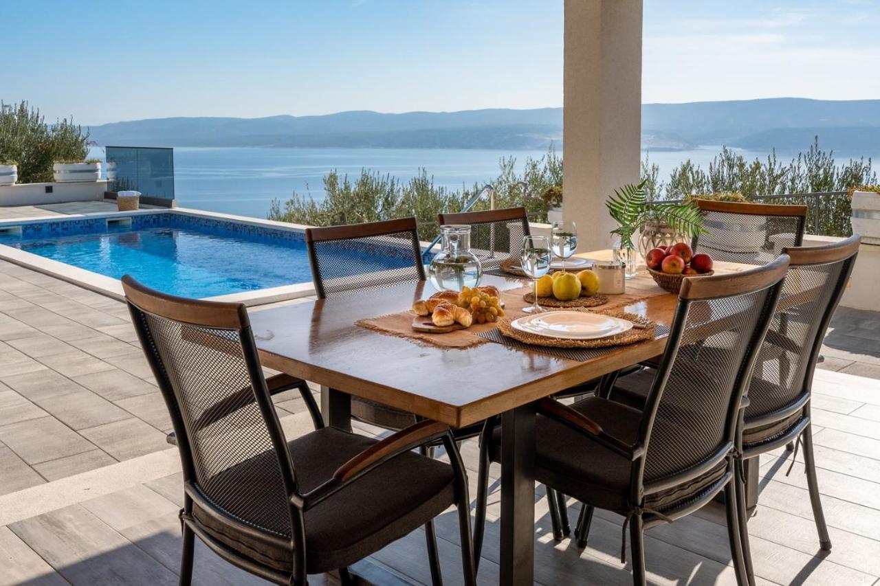Villa Dream With Private Pool, 2 Bedrooms With En-Suite Bathrooms, Sea View Omiš Екстериор снимка