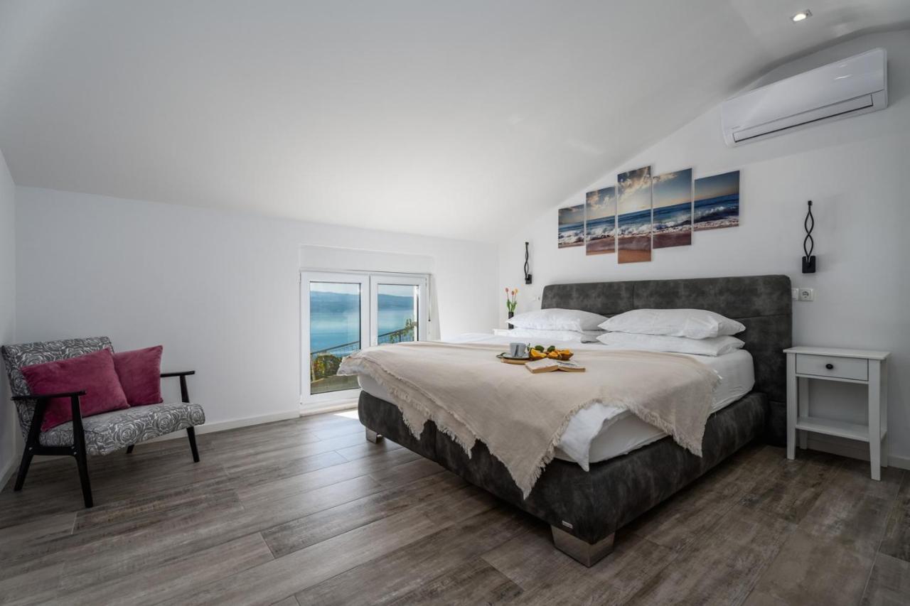 Villa Dream With Private Pool, 2 Bedrooms With En-Suite Bathrooms, Sea View Omiš Екстериор снимка